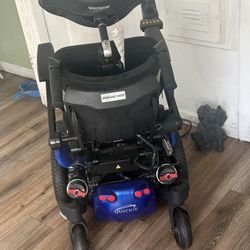 Power Wheel Chair Q500m
