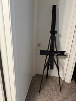 Paint Easel