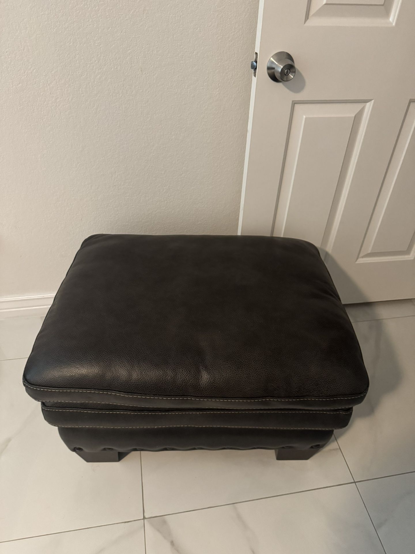 Ottoman - Sillón