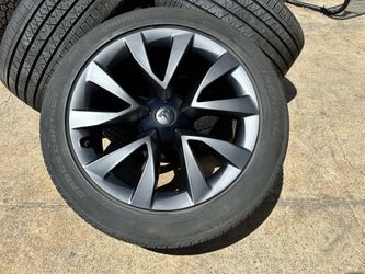 (4) OEM 2025 Tesla Model X 20" Cyberstream Rims Continental TIRES W/ 80% 265/45R20 275/45R20