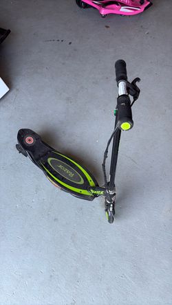 Scooter razor