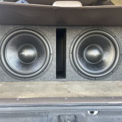 Skar Audio 15" Subwoofers with RP1500 Amp