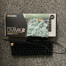 Modular 65% Gaming Keyboard W/extra Set Of Key Caps