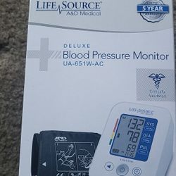 Blood pressure machine, portable.