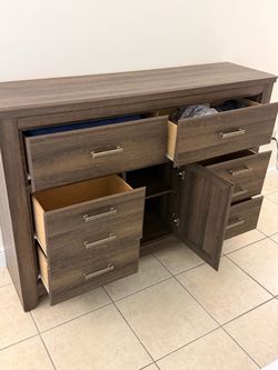 Large Dresser with Drawers and Cabinet