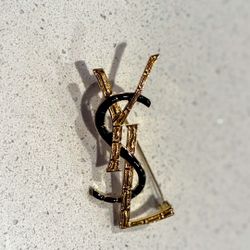 Saint Lauren - Cassandre Brooch in Metal (Gold & Black) Lapel Pin YSL
