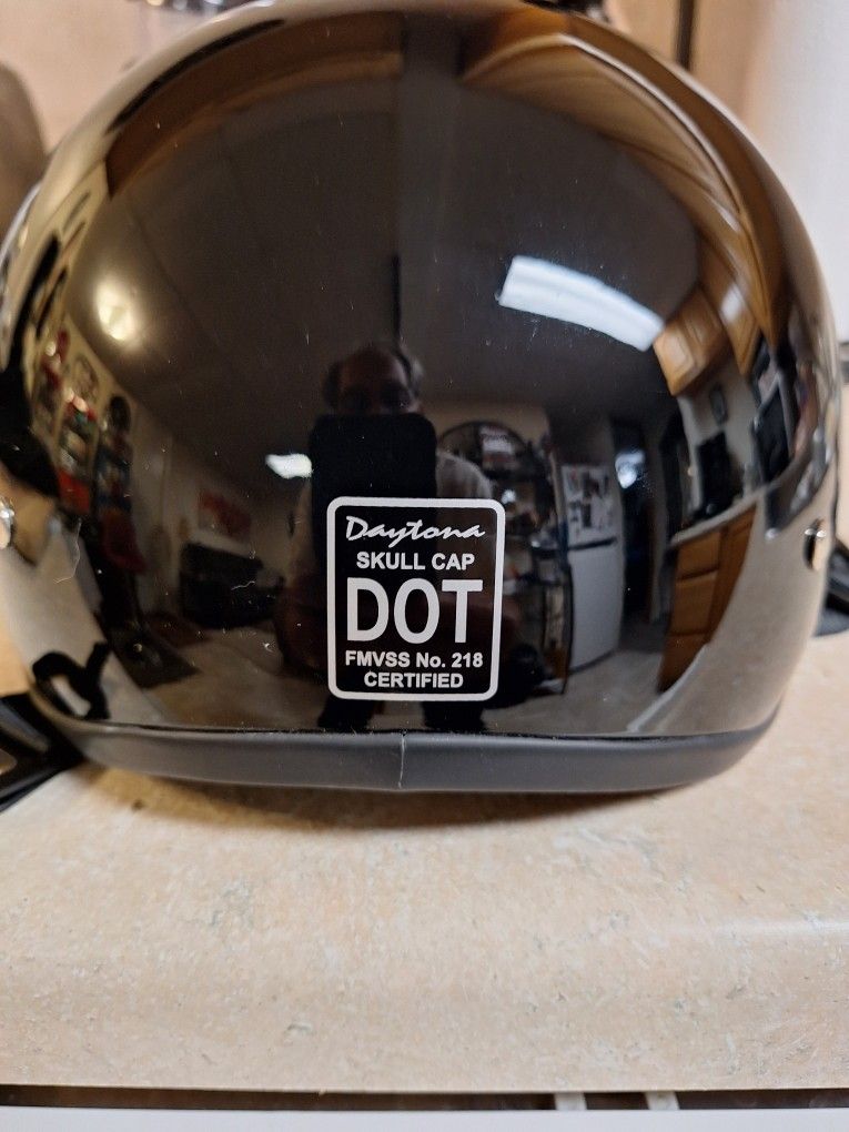 MOTORCYCLE HELMET (XS)