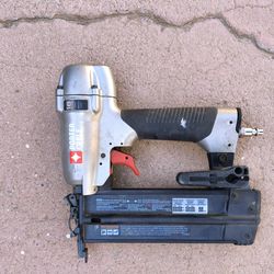 Nail gun