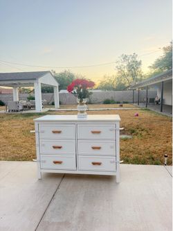 Small white dresser