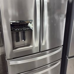Whirlpool French Door 4 Door Refrigerator