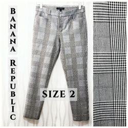 Size 2 Banana Republic Sloan Ankle Cropped Black White Plaid Houndstooth Pants. YES! IT'S STILL AVAILABLE.