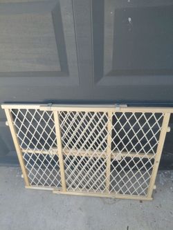 Baby gate