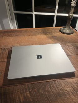 Microsoft Laptop *MAKE OFFER*