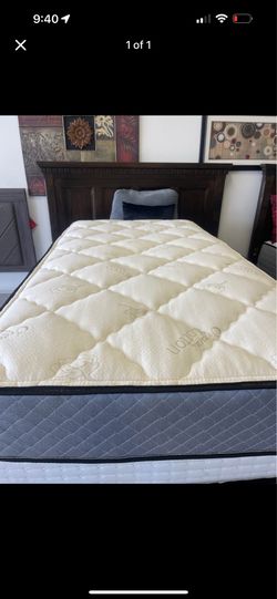 Twin mattress