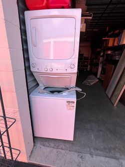 GE Stacked Washer Dryer Unit