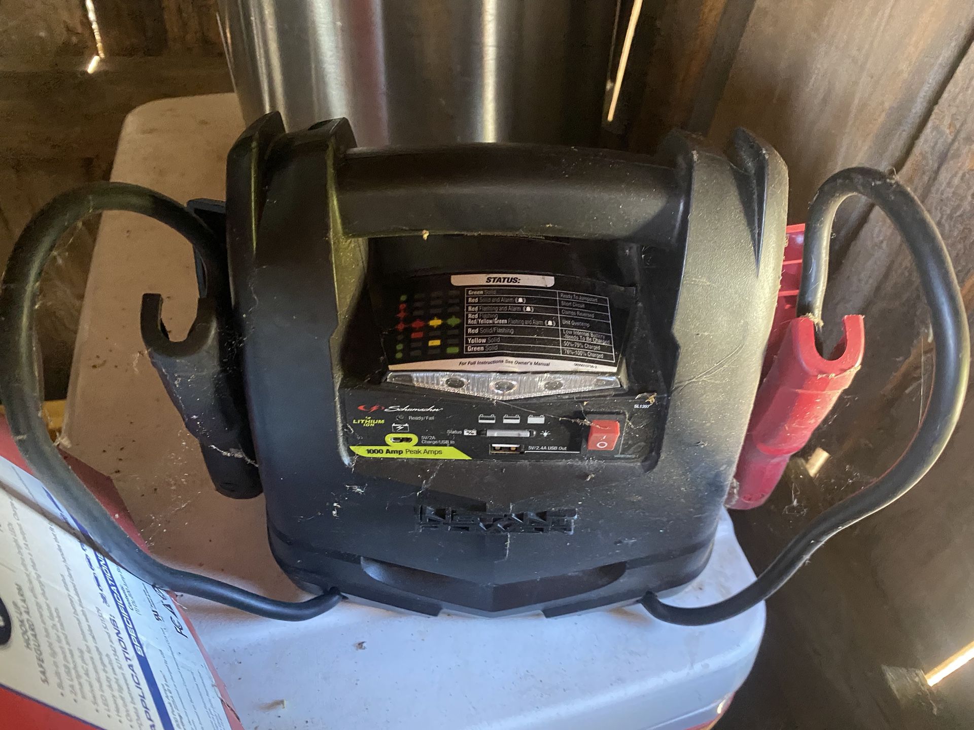Dura Last Jump Starter