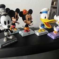Disney treasure figurines