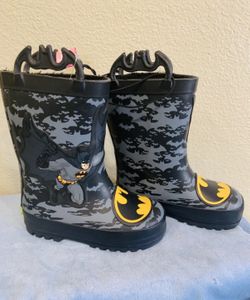 Western Chief Rubber 7/8 Kids BATMAN Black Gray Warm Faux Fur Lining Rain boots