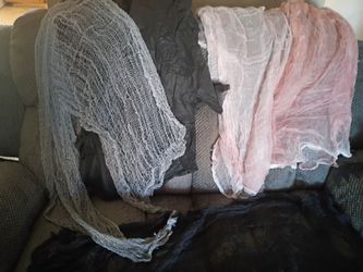 Halloween Table Runners & Throws