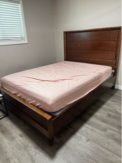 Queen bed