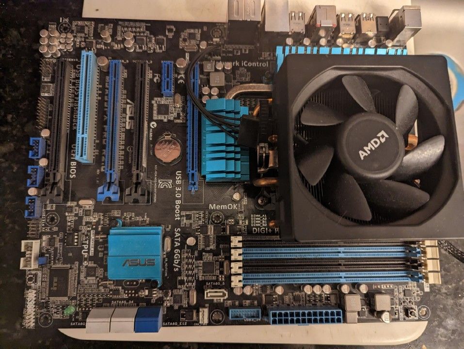 ASUS Motherboard M5A99FX PRO R2.0