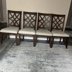4. solid wood chairs.🪑  excellent condition