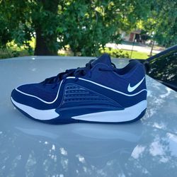 Brand New And Original Men's Nike Air Kevin Duran Sneakers Size 8.5 