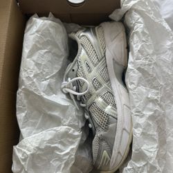 ASICS Cream And Silver