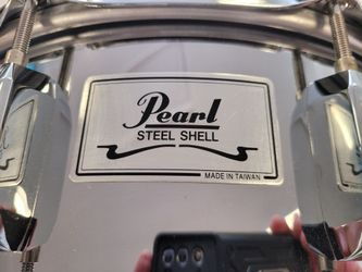 Pearl Steel Shell Snare Drum