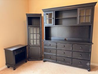 Bedroom set