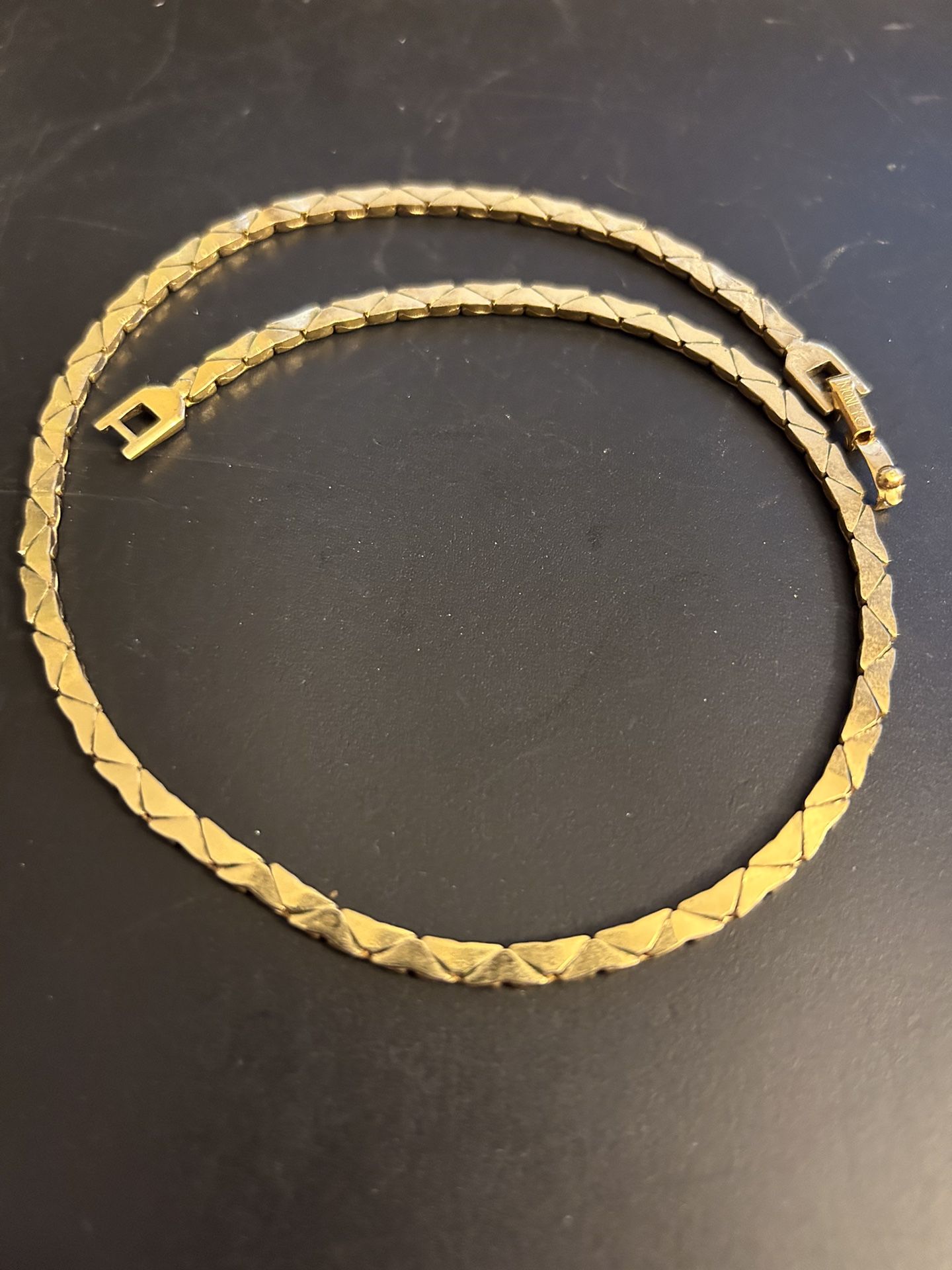 Vintage Monet 15” Gold Tone Choker Necklace