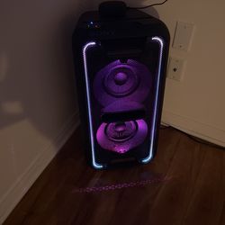 Sony GTK-XB7 Bluetooth Party Speaker Clean Bass