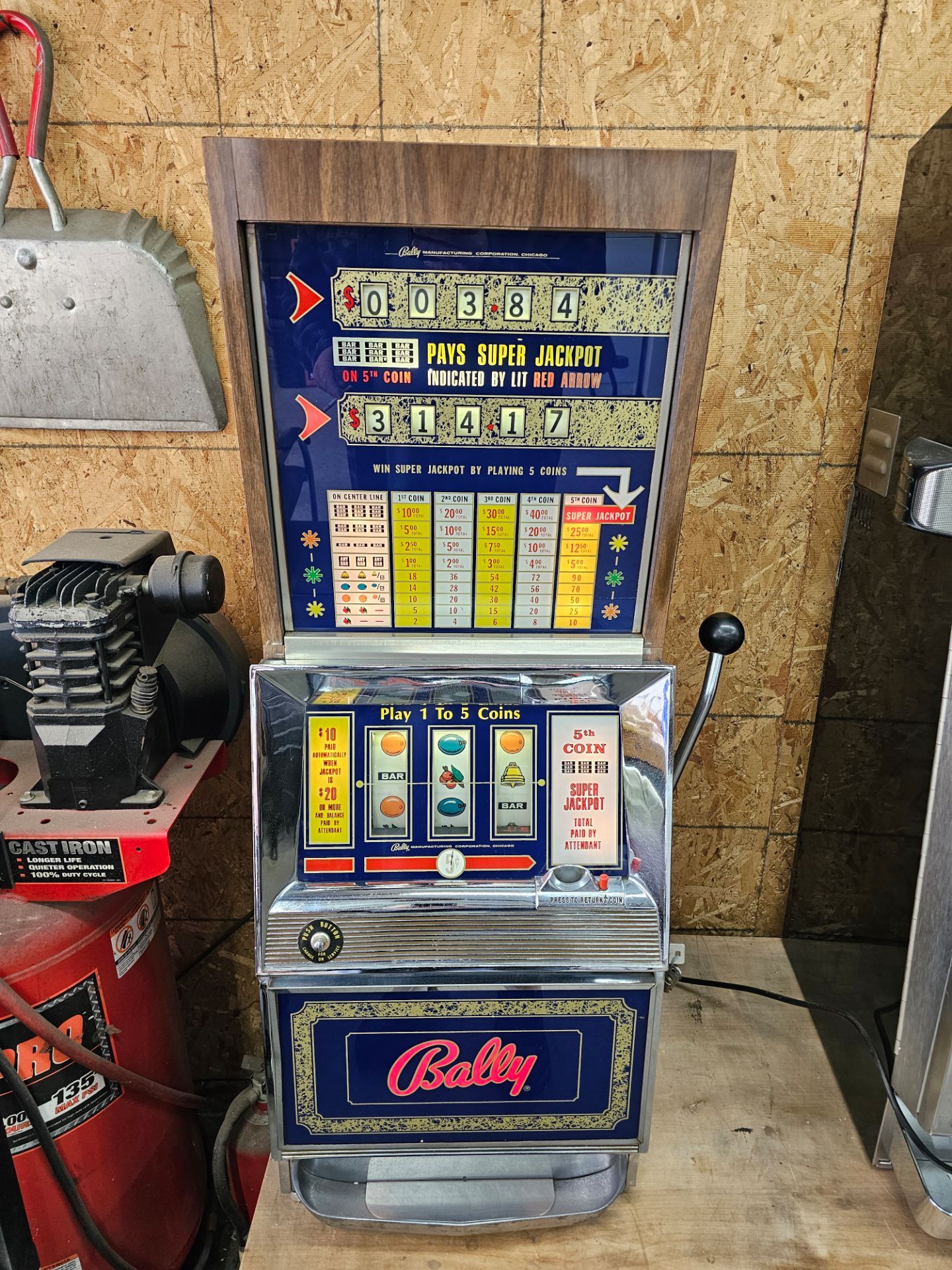 BALLY SLOT MACHINE (needs serviced) for Sale in Lakewood, CA - OfferUp