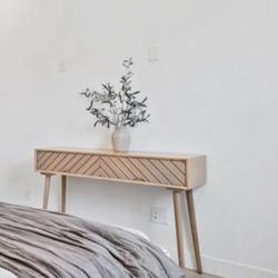 Desk / Decorative Table 