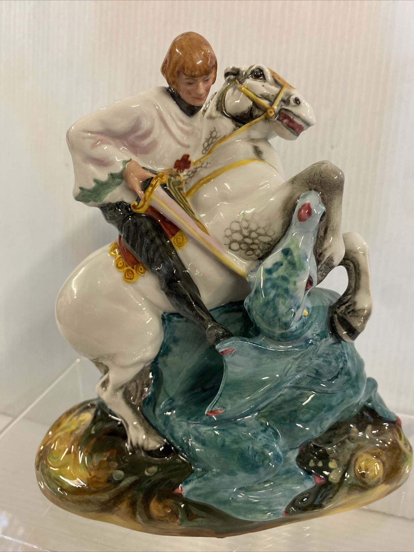 Royal Doulton Figurine St. George  HN 2051  7-1/2" tall  (Mint Condition)