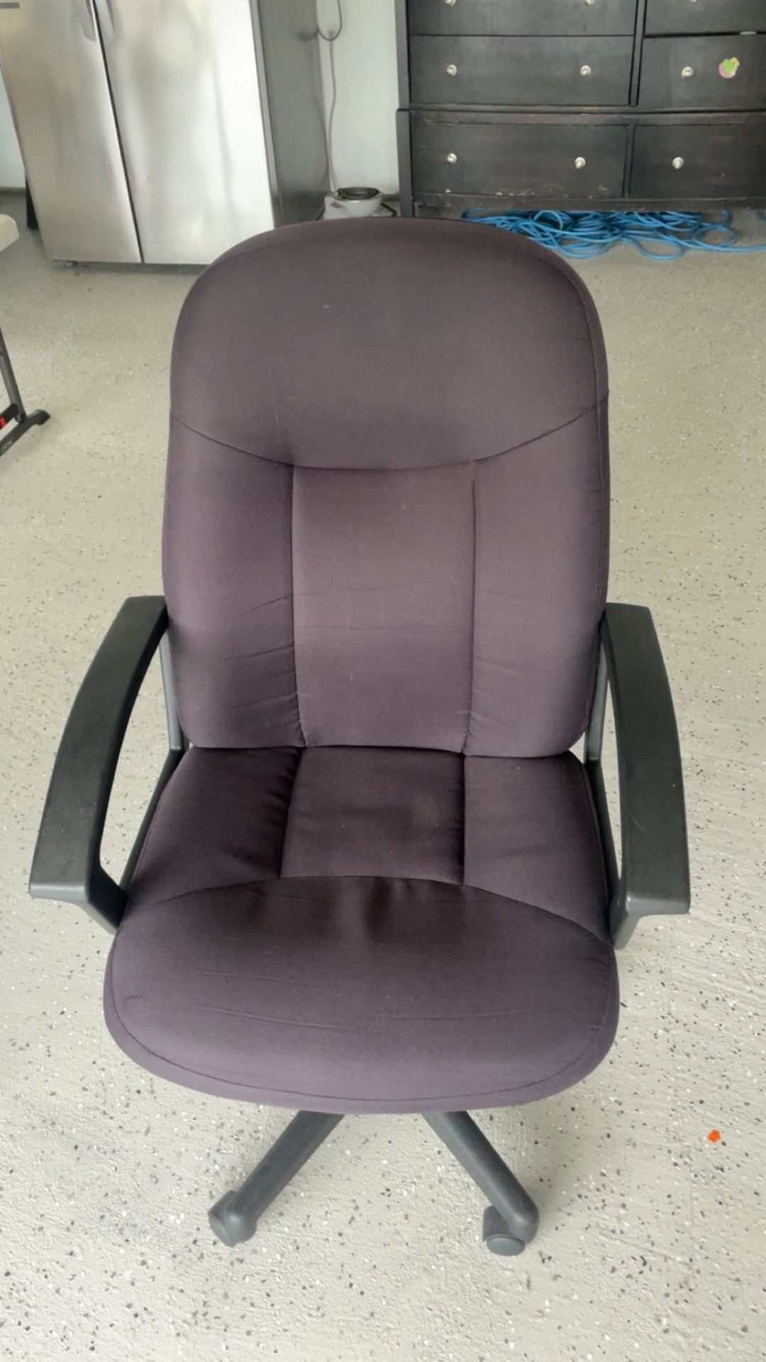 Title: 💺 Comfortable & Adjustable Office Chairs – Only $50 Each! (Retail ~ $200+)