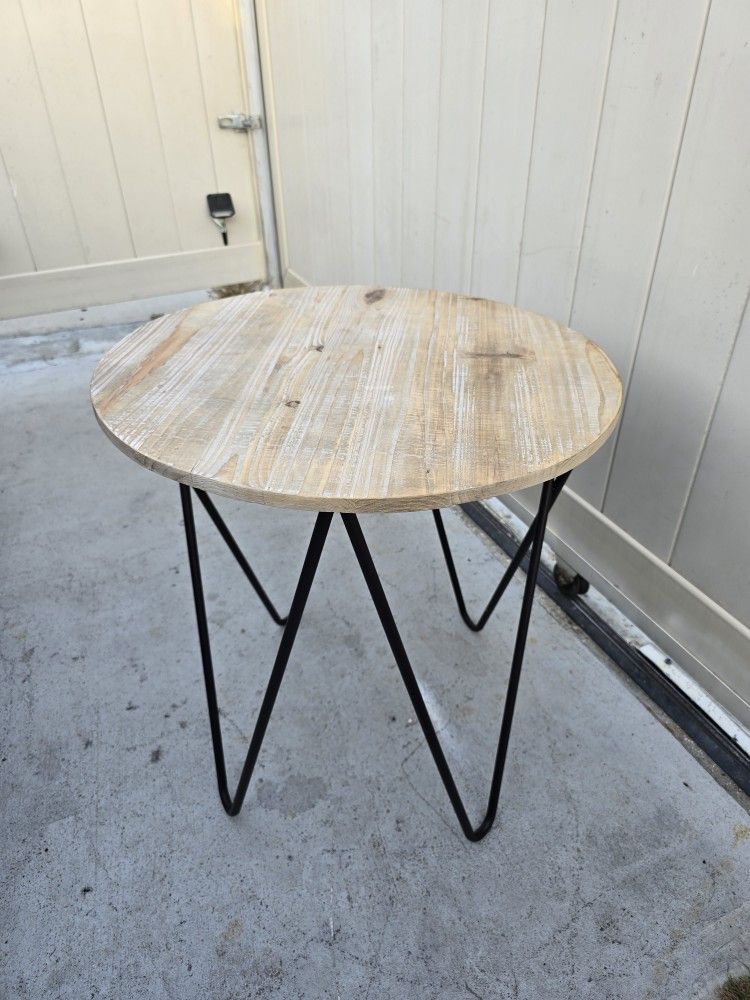IKEA TABLE GOOD CONDITION