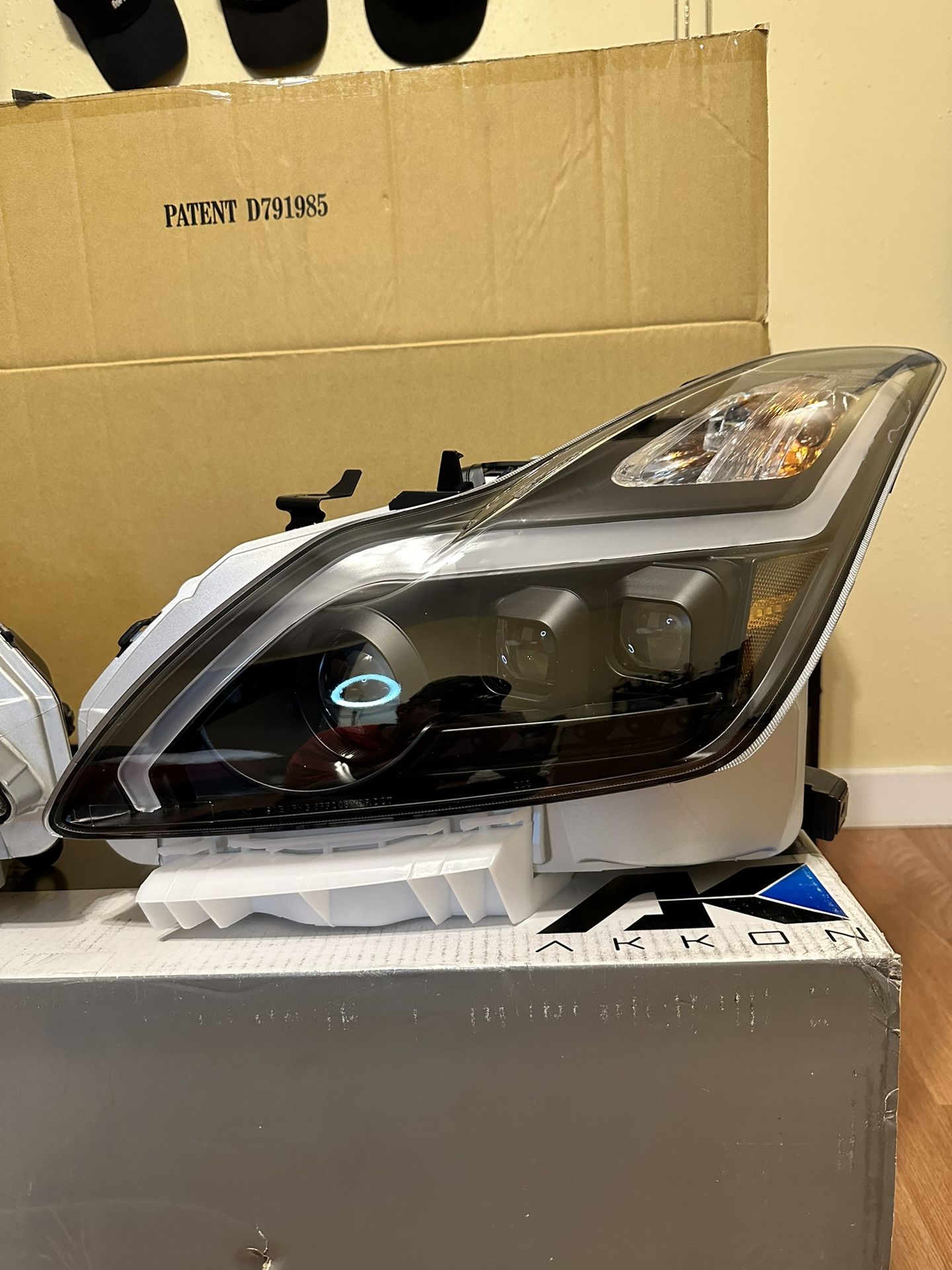 G37 Headlights 08 15 for Sale in San Antonio, TX OfferUp