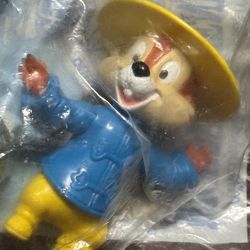 Vintage 1994 Disney Epcot Center Chip N Dale Chipmunk Chip 2 1/2" PVC Figure