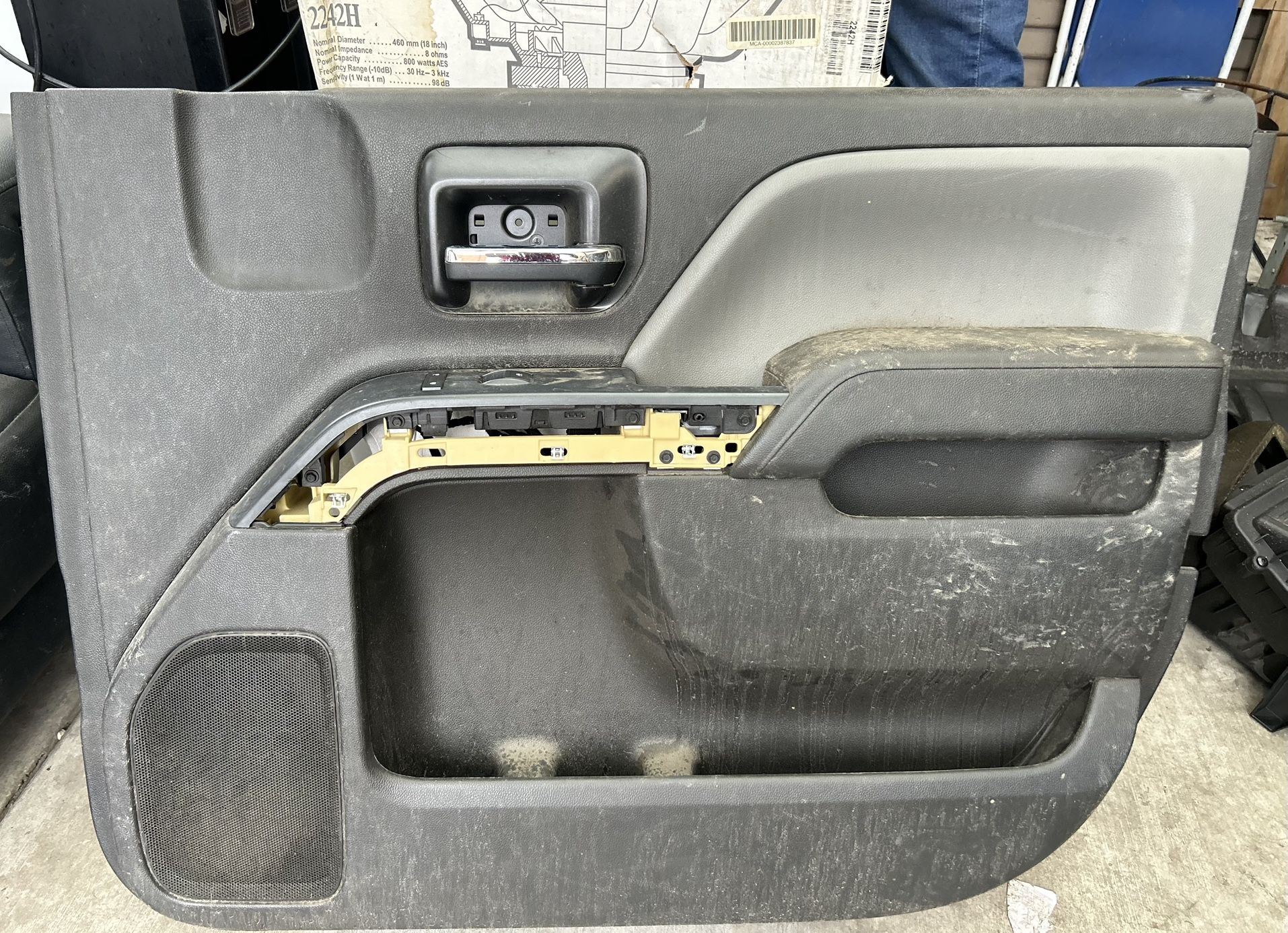 Passenger door panel for 2008 chevrolet silverado