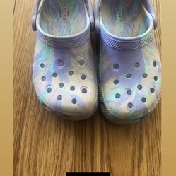 Girl Crocs