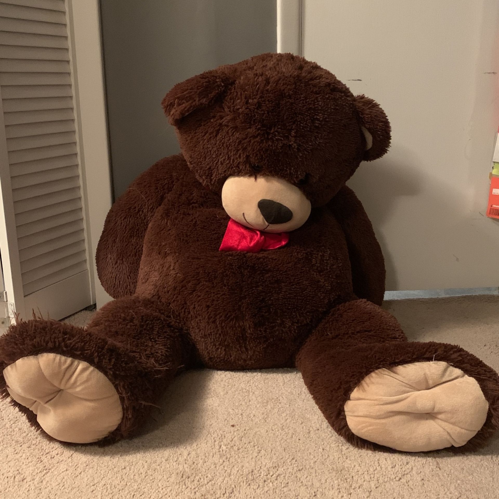 Giant Teddy bear