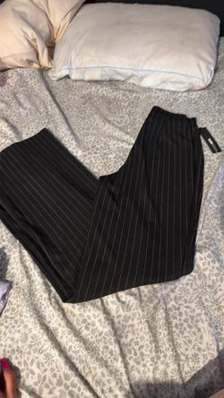 New Fashion Nova stripe pants
