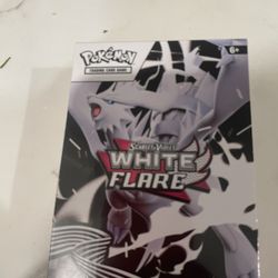 Pokemon White Flare Booster Bundle 