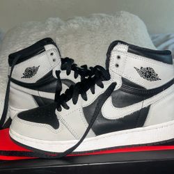 Air Jordan 1 Retro High OG; Black LT Smoke Grey-White; Size 6.5Y