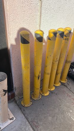 Yellow and Black Safety Bollards – Set of 6