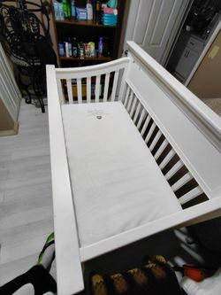 Crib used clean good condition $100