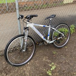 Trek 6700 SLR Road Bike 