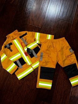 Kids Firefighter Halloween Costume size 4-5