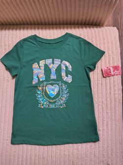 NYC Green shirts for girls